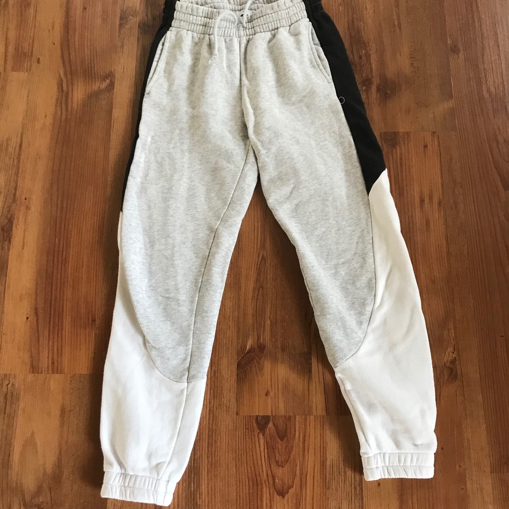 ARITZIA TNA - Joggers  [3 for $20]